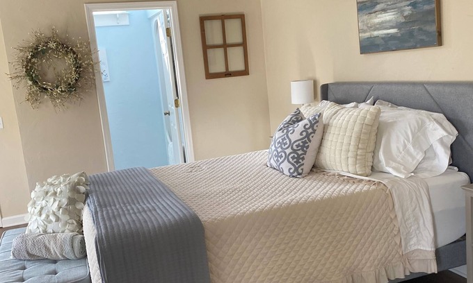 Pocahontas Casa | Spacious Farmhouse in Quiet Private Community 7Bedroom 4.5 Bathrooms