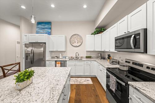 Loudon Apartamento | Spacious Freshly Renovated Townhome - City Side