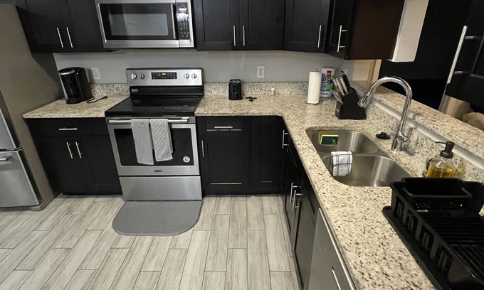 Poinciana Casa | Spacious Friendly Family Home 25 Mins to Disney