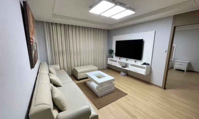 Clark Condominio | Spacious Fully Furnished Condo in Freeport Zone Pampanga