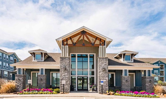 Tomball Apartamento | Spacious Furnished Resort Style Apartments