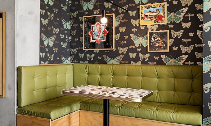 East Cesar Chavez Hotel | Spacious Good-Value Accommodation! 3 Family-friendly Units, Dogs Allowed