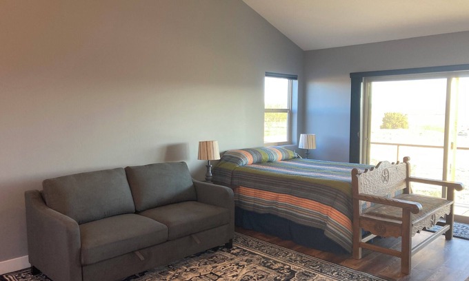 Paulden Cabina | Spacious Guest House with an Awesome View in Paulden, near Gunsite Academy