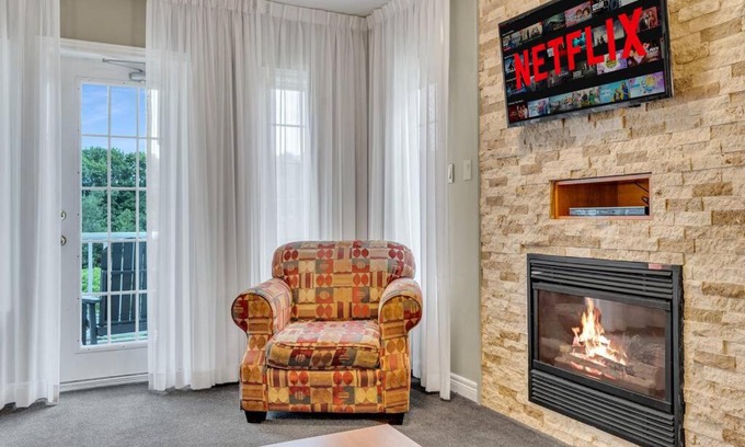 Oro-Medonte Apartamento | Spacious Hideaway in Nature
