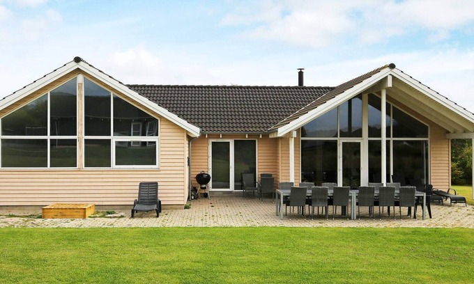 Holloselund Casa | Espaciosa casa de vacaciones en Tisvilde con piscina