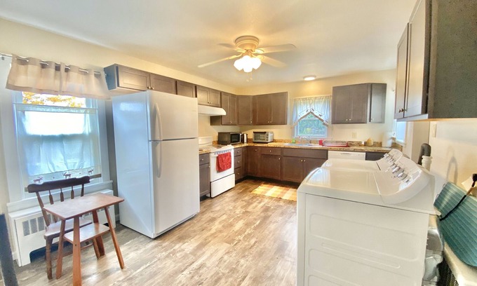 Danville Casa | Spacious Home 1Minute Walk to Geisinger Hospital