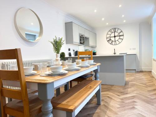 Chysauster Casa | Spacious Home Near Seafront & Train Station 5 Bed Sleeps 10- Central Penzance