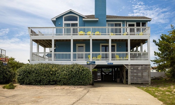 Ocean Hill Casa | Spacious Home, Private Pool&Spa~2 minute walk to the beach!