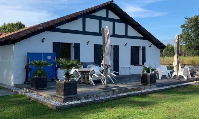 Soustons Casa | Piscina PRIVADA, casa renovada, comodidad tranquila, 3ch 3sdb 3wc clasificada 4 *