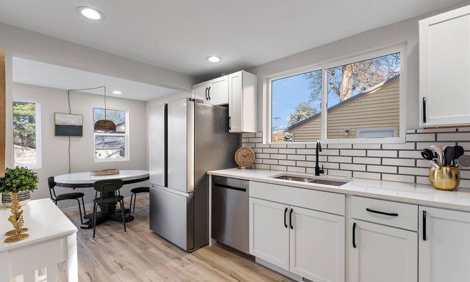 Northeast Minneapolis Arts District Casa | spacious house in the heart of Northeast Minneapolis
