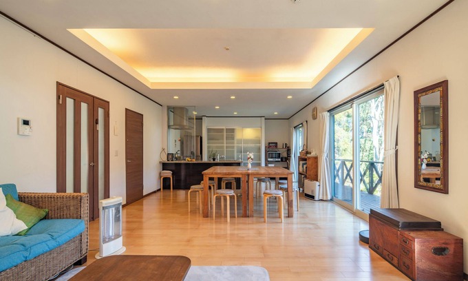 Futo Casa | Spacious house with garden and log cabin in Izu highlands, 2 hours from Tokyo.