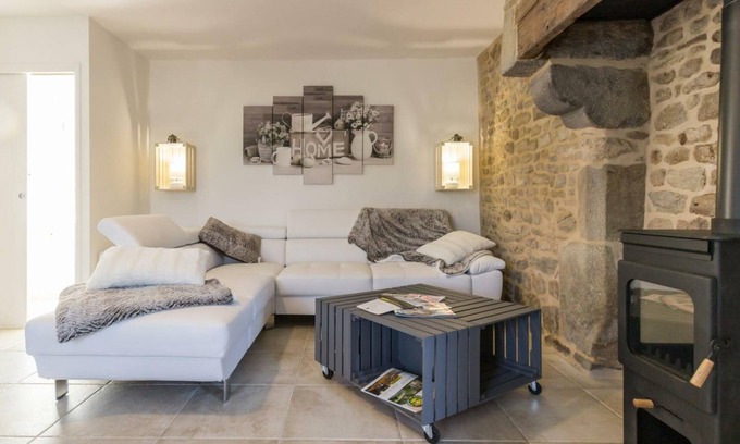 Sartilly-Baie-Bocage Cabaña | Casa espaciosa con terraza y jardín cerrado, cerca de Granville