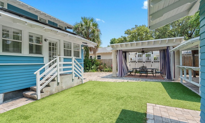 Historic Hyde Park North Casa | Spacious Hyde Park Retreat on Packwood