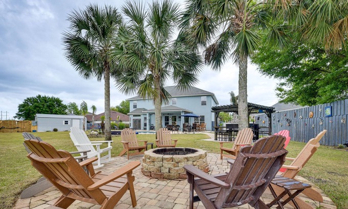 Northside Casa | Spacious Jacksonville Vacation Home - Private Pool