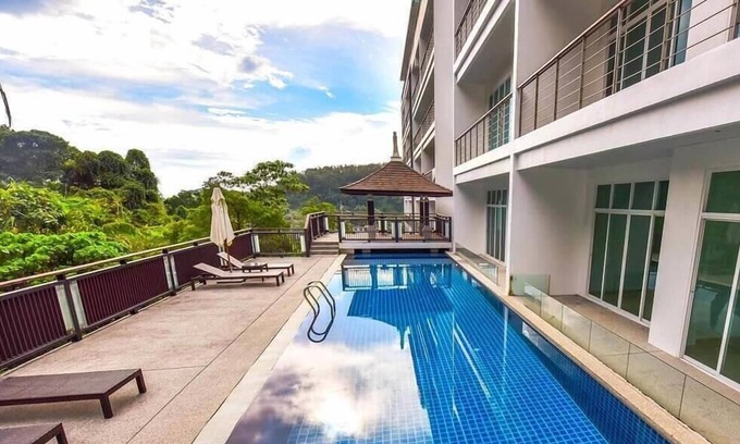 Kamala Apartamento | Spacious jungle view apartment Kamala Falls U12