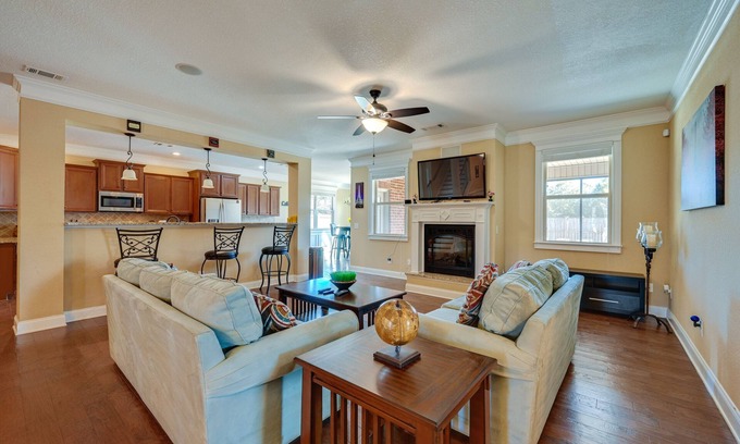 Kathleen Casa | Spacious Kathleen Vacation Rental w/ Fireplace