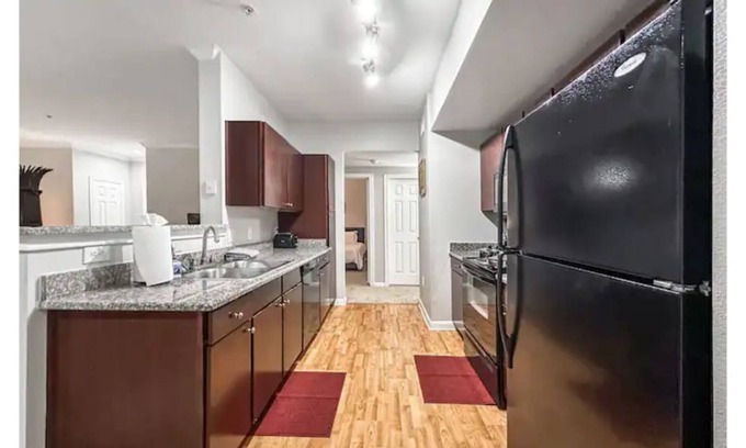 College Park Apartamento | Spacious, Lavish 2/2 Woodlands