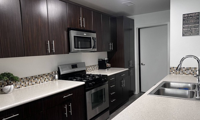 Huntington Park Apartamento | Spacious Loft n Downtown LA