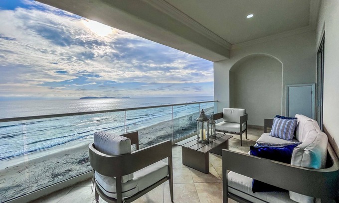 Rosarito Condominio | Spacious-MarYSolCondo-BeachFront-5thFLR-Rosarito