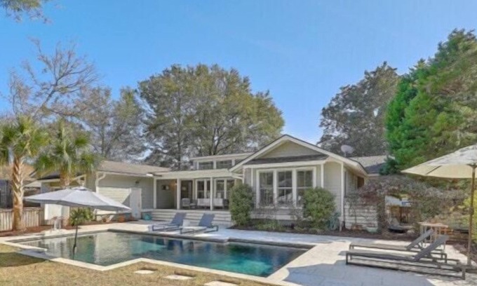 Charleston Casa | Spacious Mt Pleasant Getaway with Pool, Near Sullivan’s Island & Downtown