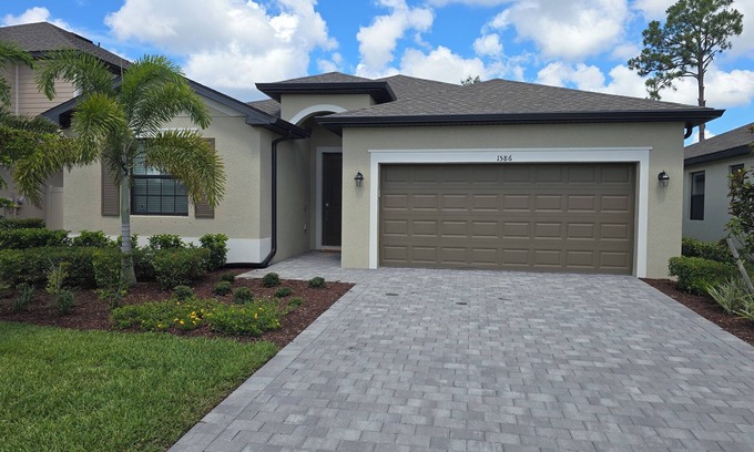 Port Charlotte Casa | Spacious New 4 Bedroom Home in Westport master planned community