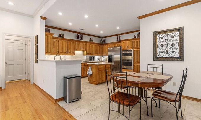 Far North Dallas Casa | Spacious North Dallas/Plano 3Bd 2Ba Pet-Friendly Home. Quiet safe neighborhood