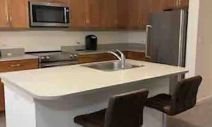 Harrison Apartamento | Spacious one bedroom one bathroom beautiful home