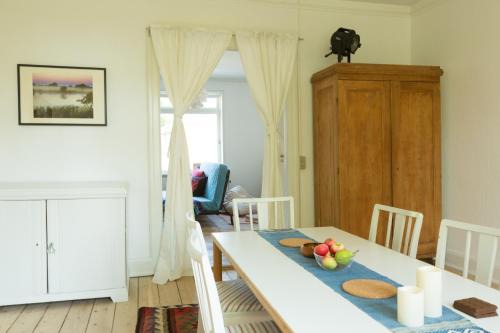 Stege Apartamento | Spacious Private Apartment for Family Holiday