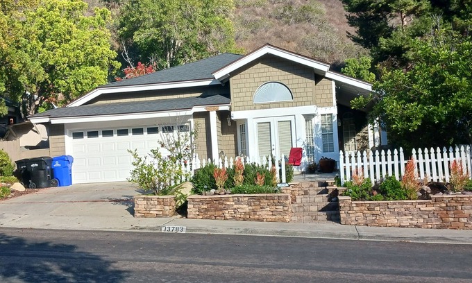 Rancho Penasquitos Casa | Large ranch: 3 bedroom, 2.5 bath 2100sf - 1 story