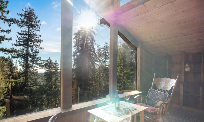 Los Gatos Casa | Spacious Redwood Forest Retreat Stunning View 45acre WiFi