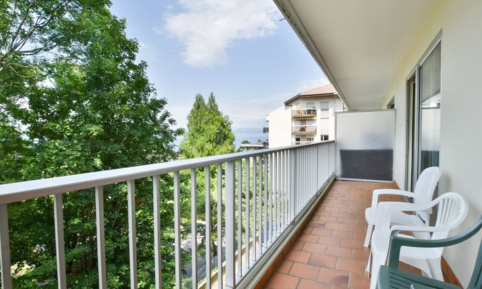 Evian-les-Bains Apartamento | Amplio apartamento reformado con balcón y garaje, cerca del centro