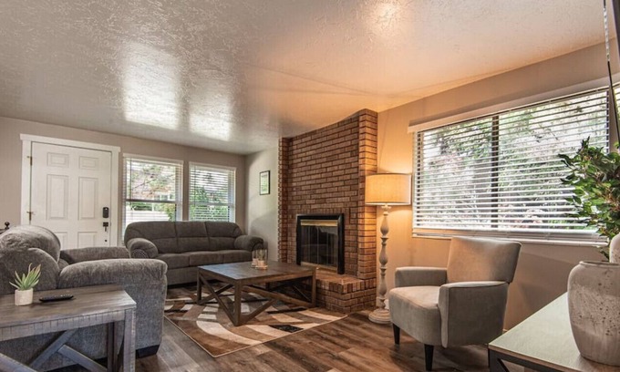 Greater Avenues Casa | Spacious Renovated Home Perfect for Big Fam/Groups