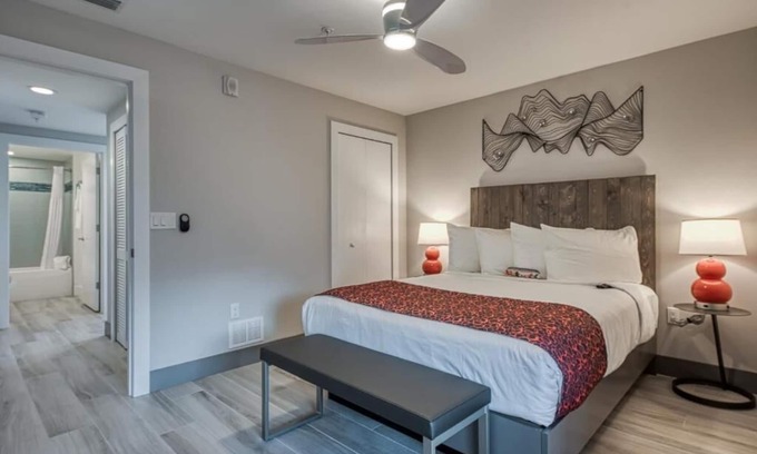 Treasure Island Hotel | Spacious Resort Suite w/ Full Kitchen & Stunning Sunsets in Treasure Island