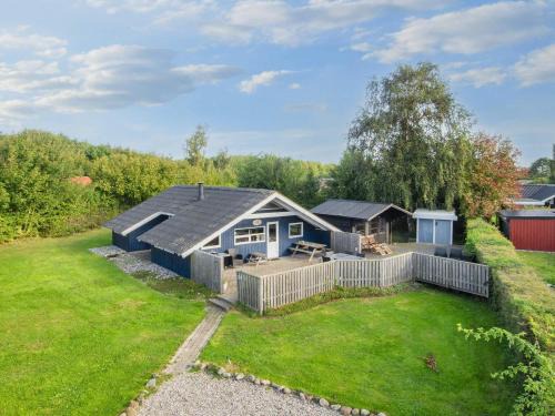 Skovmose Casa | Spacious Retreat in Skovmose-By Traum