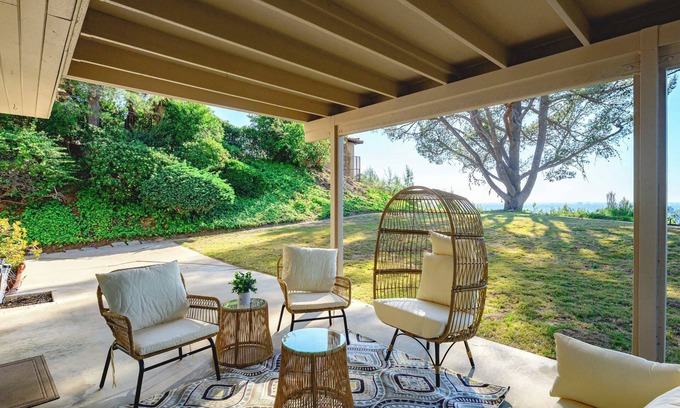 Santa Ana Casa | Spacious Retreat With Scenic Mountain Views