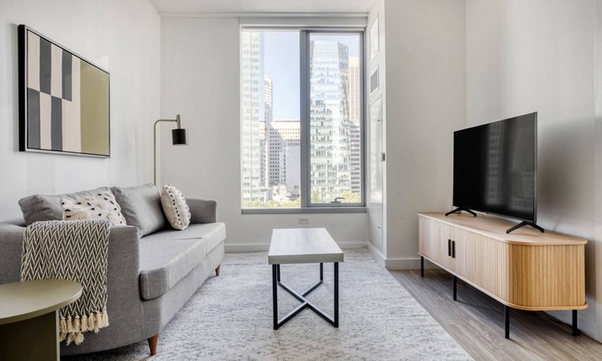 South Beach Apartamento | Spacious Rincon Hill 1BR w/ W/D, Gym & Pool, near Tech HQs, by Blueground
