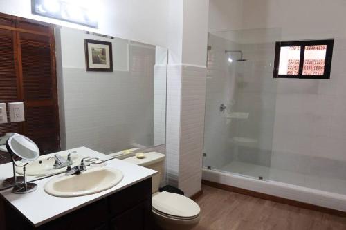 Barrio Rio de Piedras Apartamento | Spacious Room in prime Location