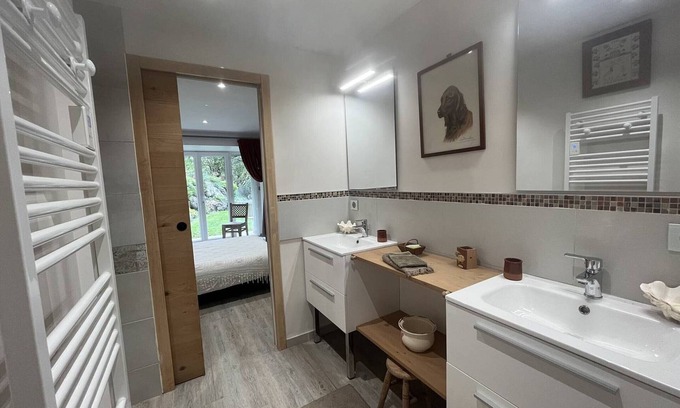 Cauterets Apartamento | Habitaciones espaciosas en Cauterets, jardín privado, se aceptan mascotas