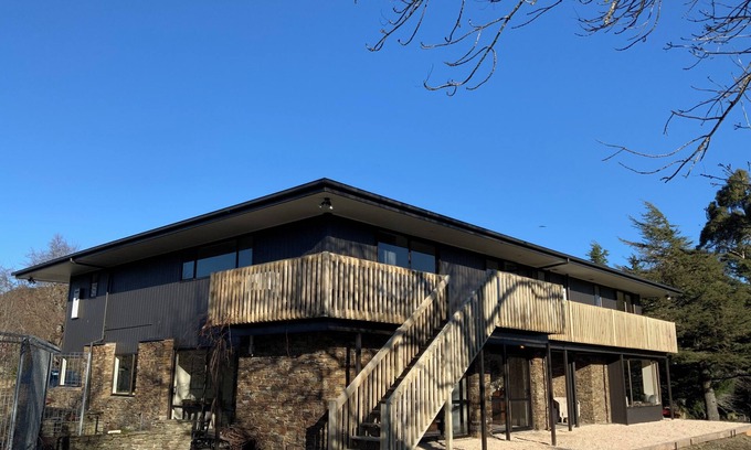 Greta Valley Cabina | Tipapa Deer Park lodge - ideal for groups, families, friends and celebrations