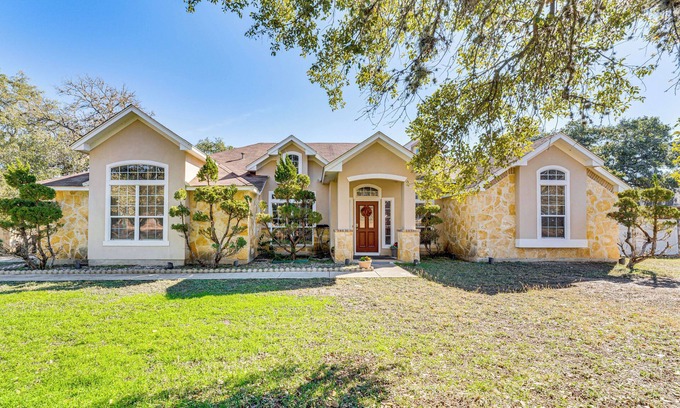 San Antonio Casa | Spacious San Antonio Home w/ Outdoor Oasis!