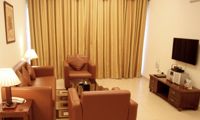 Dubai Cama Y Desayuno | Amplio servicio 2BR Al Muhaisnah 5 'al aeropuerto