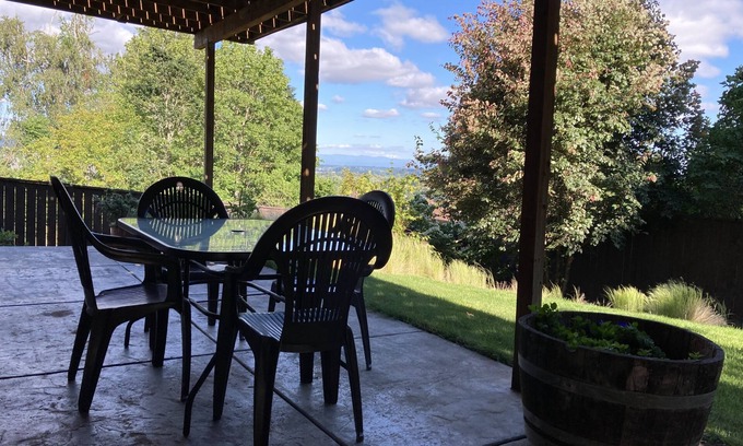 Dundee Casa | Amplio Bed & Breakfast de fiesta individual: ¡a poca distancia del centro!