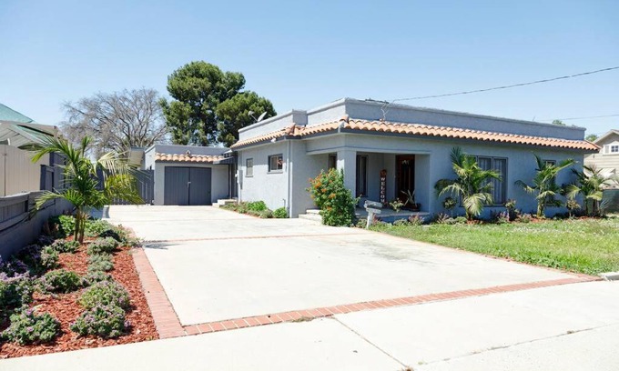 Lomita Apartamento | SPACIOUS SOUTH BAY HOME NEAR BEACHES