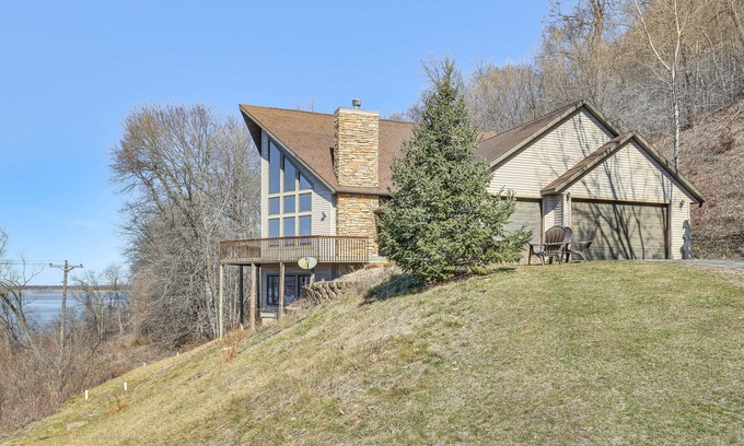 Vernon County Casa | Spacious Stoddard Retreat on Mississippi River!