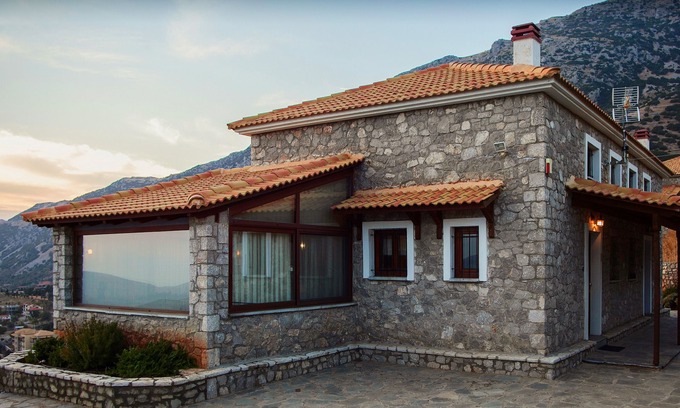 Arachova Condominio | Amplia casa de piedra construida con espectacular vista a la montaña v