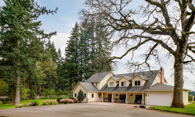Sherwood - Tualatin South Otro | Amplia suite en la finca ecuestre de Oregon