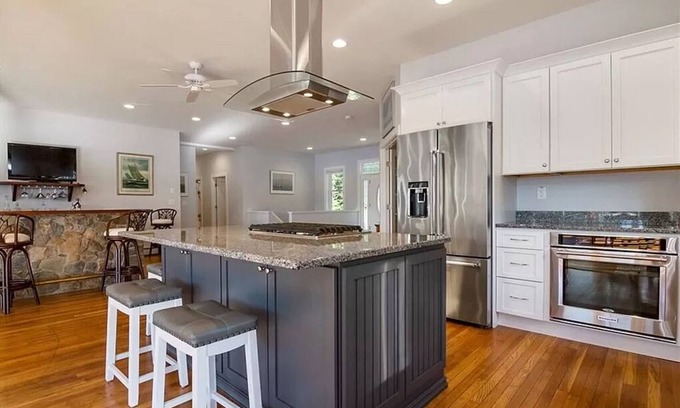 Hope Valley Casa | Spacious summer retreat on an 85-acre pond.