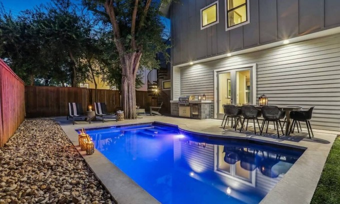 Govalle Casa | Spacious Sunlit Home | Heated Pool
