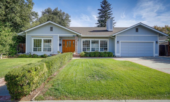 Sunnyvale Casa | Spacious Sunnyvale Home w/ Yard: 11 Mi to San Jose