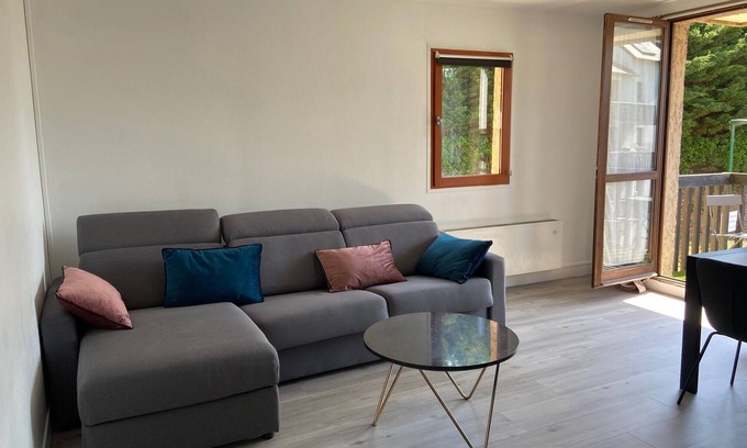 Touques Apartamento | Spacious T3 with balcony - close to town center
